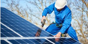 Installation Maintenance Panneaux Solaires Photovoltaïques à Lapanouse-de-Cernon